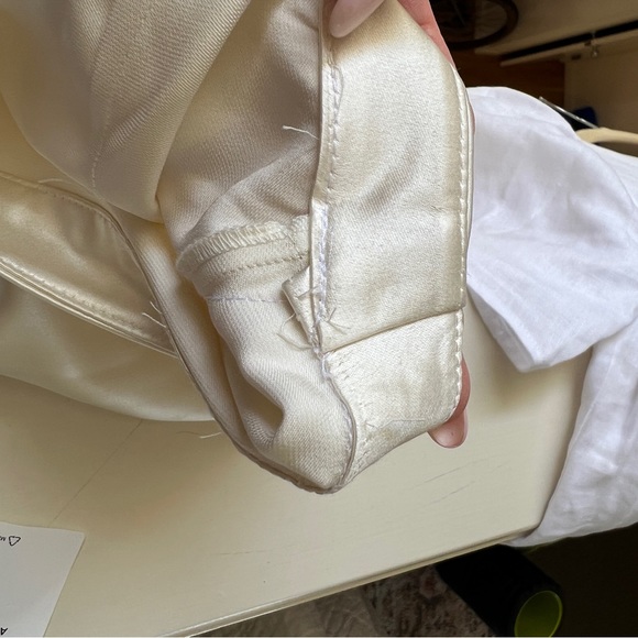 Reformation Barcelona Silk Two Piece - Picture 11 of 15